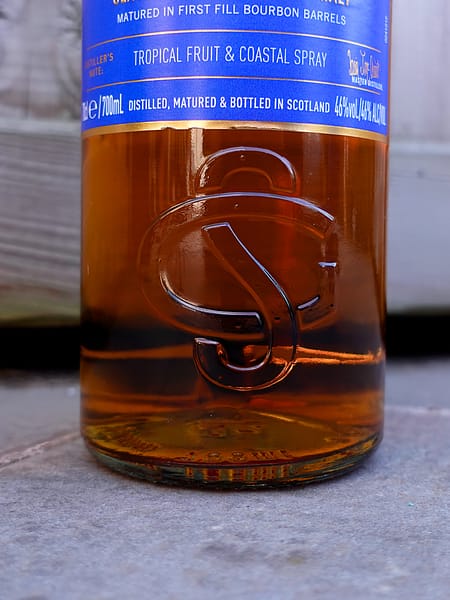 Glen Scotia 12 year old bottle detail showing the embossed distillery logo