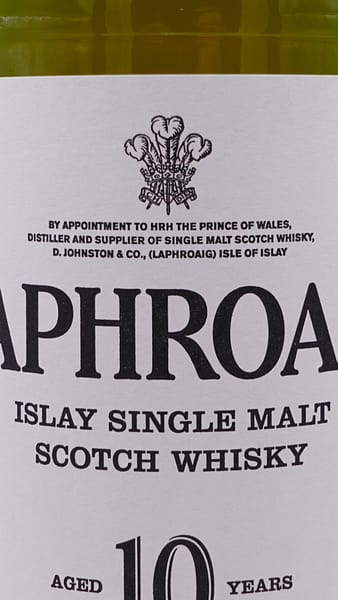 Laphroaig 10 year old bottle royal seal detail