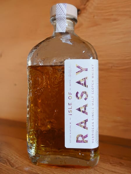 Isle of Raasay R02.1 Bottle