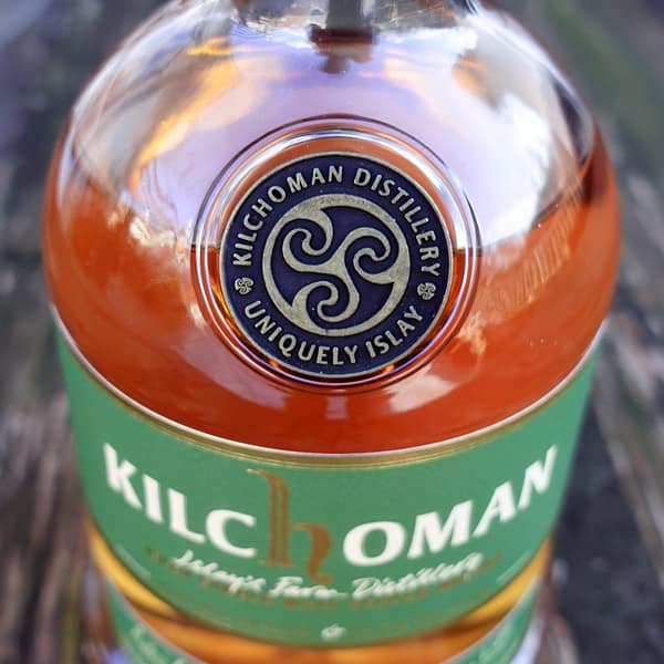 Kilchoman Batch Strenght bottle detail showing the KIlchoman brand triskelion seal