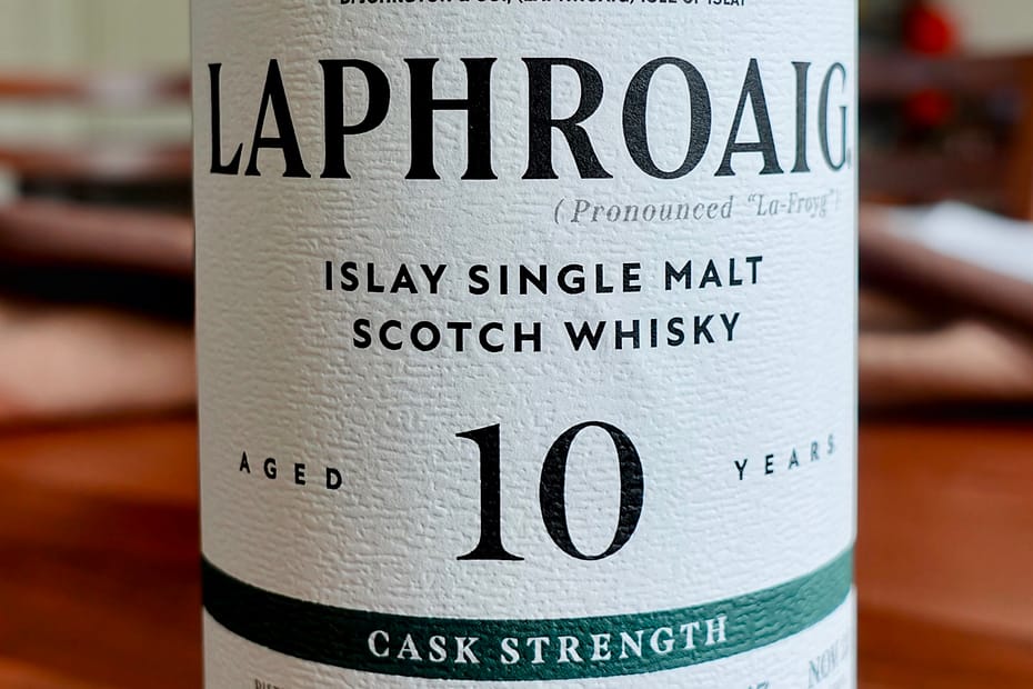 Laphroaig 10 Cask Strength label