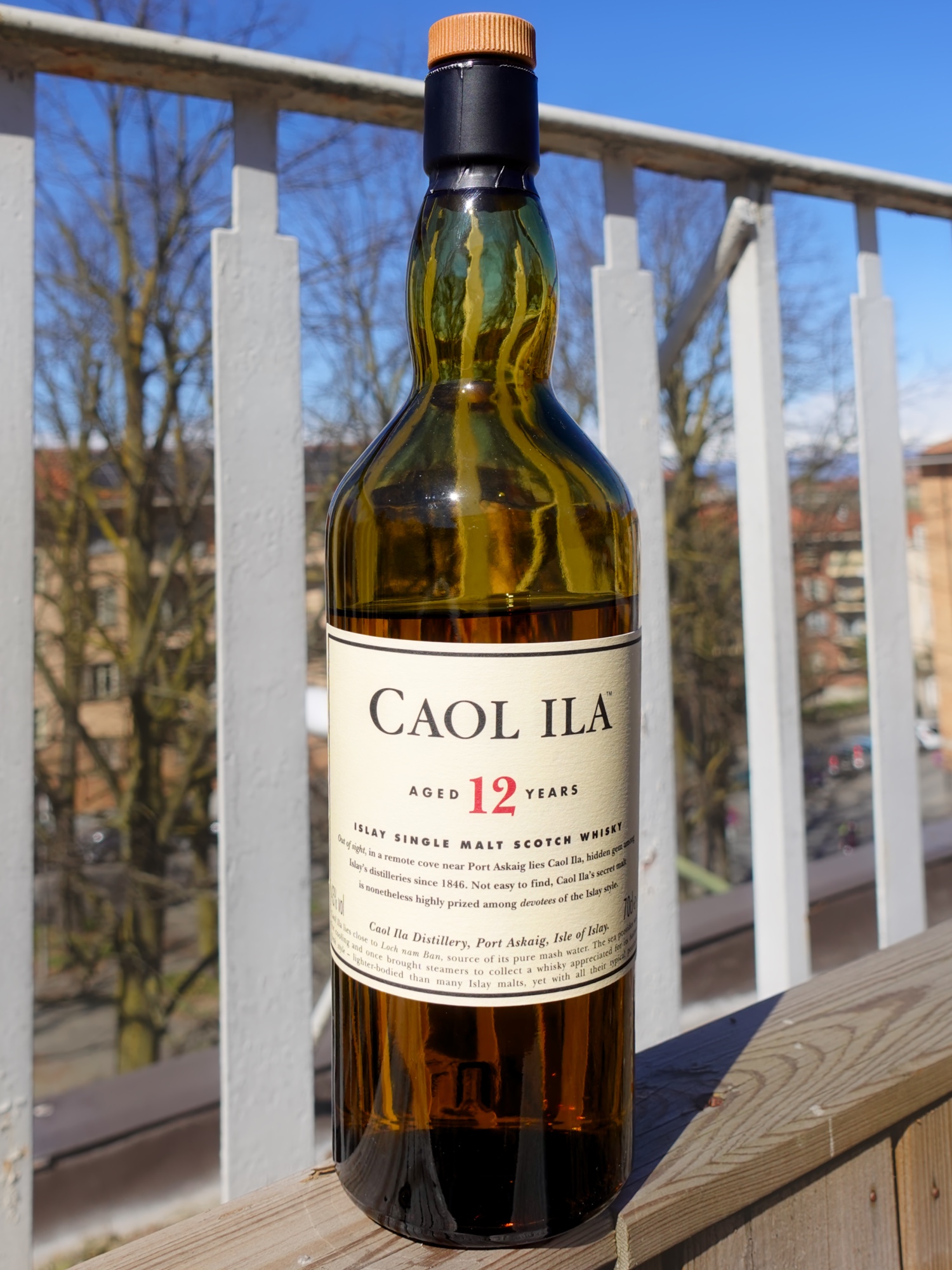 Caol Ila 12 bottle
