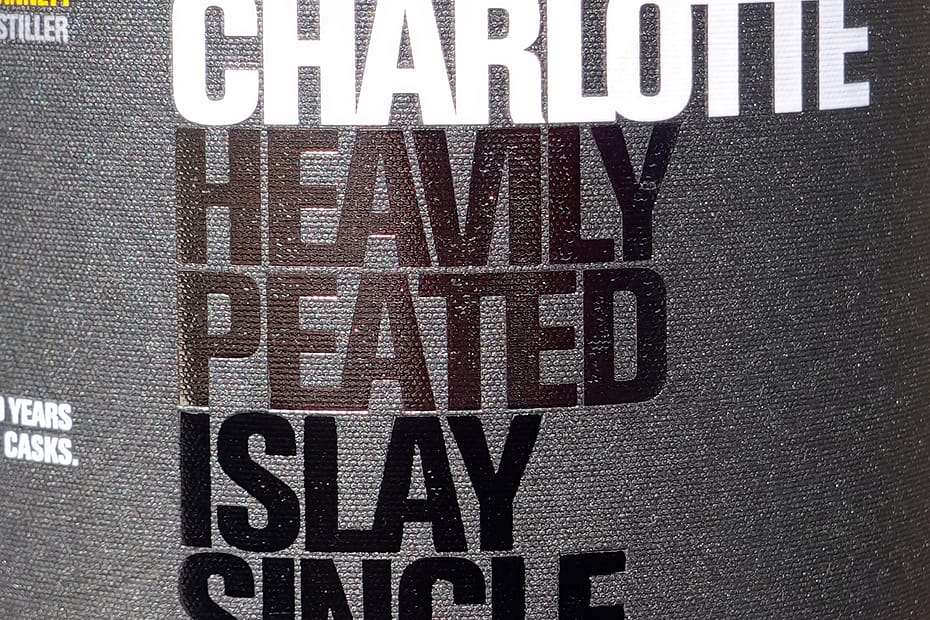 Port Charlotte 10 Heavily Peated Label detail